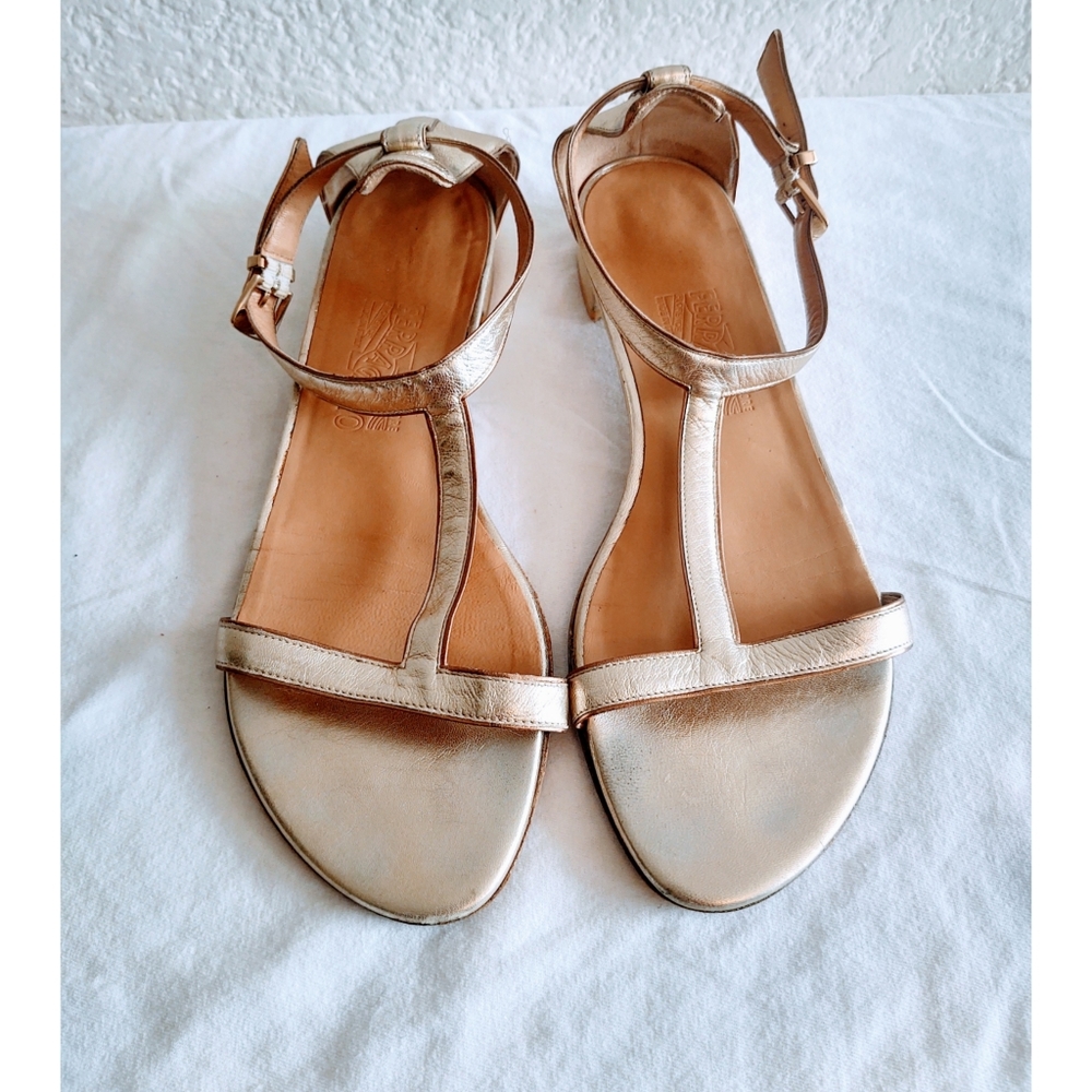 Salvatore Ferragamo Gold Sandals Size 9
